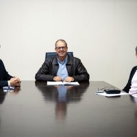 FAI Reitor Alexandre Teixeira_vice Reitor Wendel Soares_prefeito Tiveron_posse Reitoria (1)