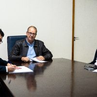 FAI Reitor Alexandre Teixeira_vice Reitor Wendel Soares_prefeito Tiveron_posse Reitoria (3)